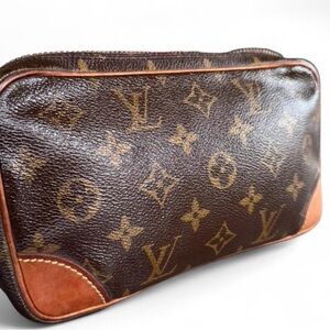 Louis Vuitton Monogram Clutch/Pouch with COA